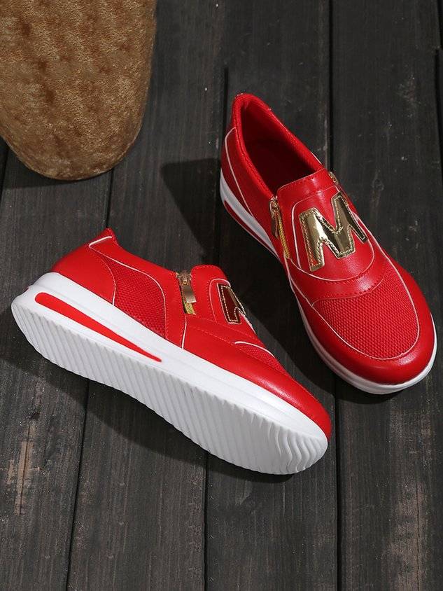 Letter Decor Breathable Mesh Fabric Split Joint Slip On Walking Shoes