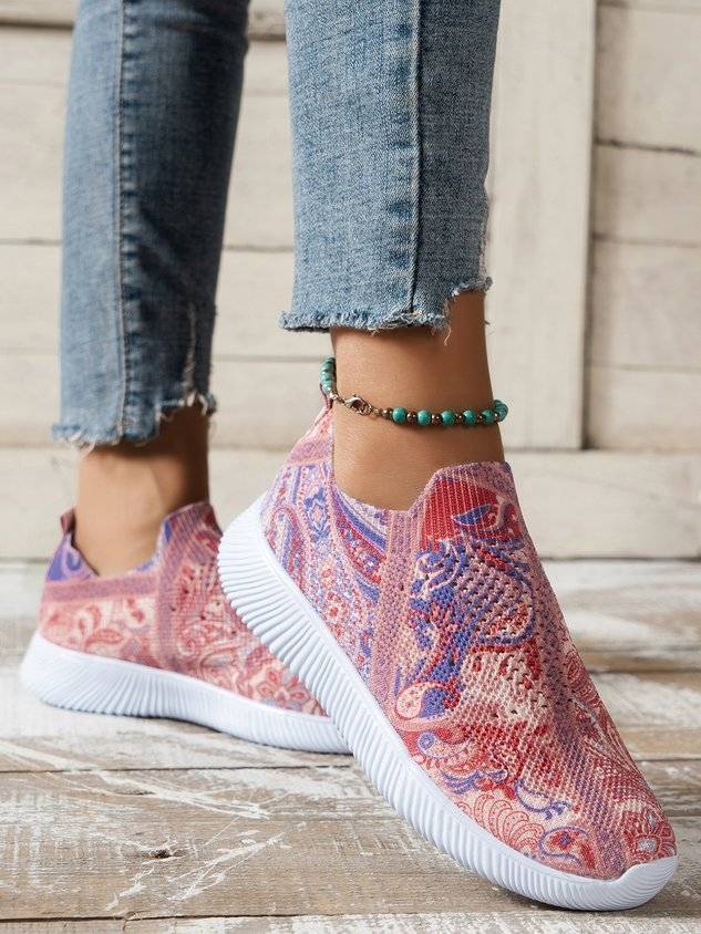 Dark Pink Ethnic Pattern Breathable Slip On Flyknit Sneakers