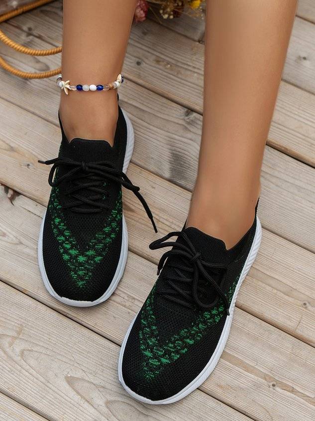 Breathable Color Block Slip On Sports Flyknit Sneakers