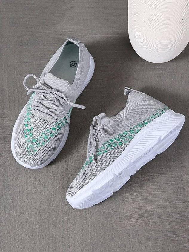 Breathable Color Block Slip On Sports Flyknit Sneakers